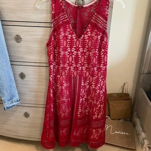 Cute and flattering red dress